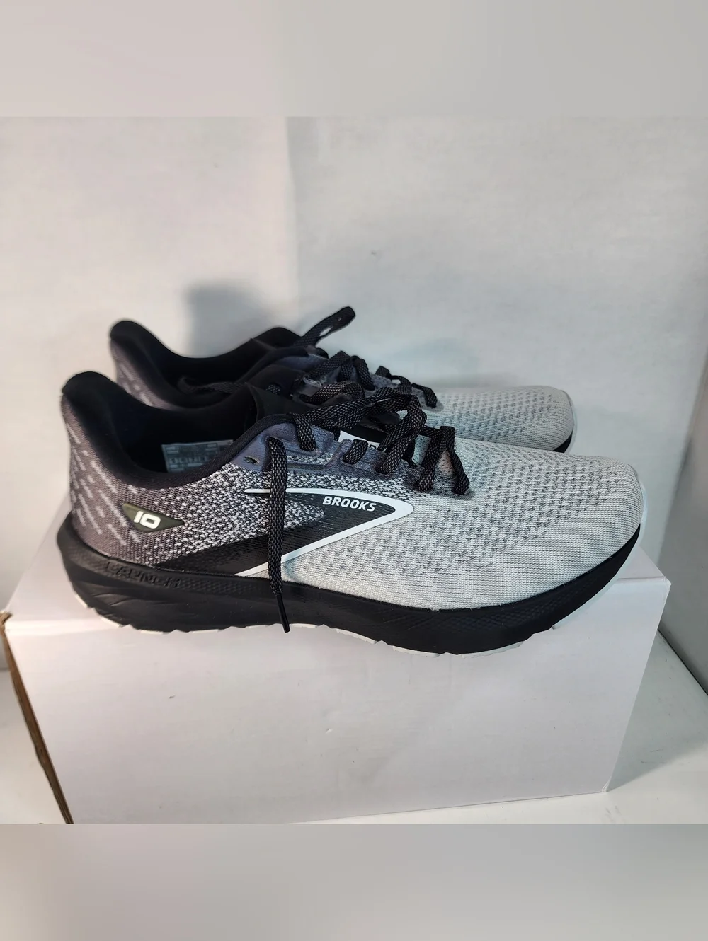 Brooks Launch Mens Size 8D Athletic/Running/Walking Shoes Sneakers. - Picture 4 of 16